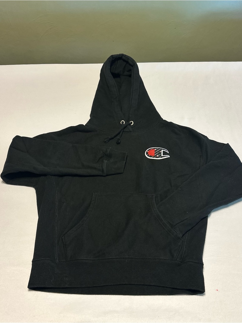 Reverse Black Crewneck hoodie sweatshirt with Small Chest Logo size small